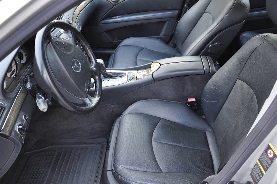2003 Mercedes-Benz W211 E-Class - Image 7 of 12