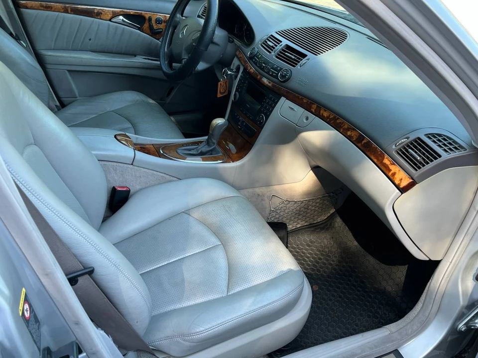 2003 Mercedes-Benz W210 E-Class - Image 9 of 16