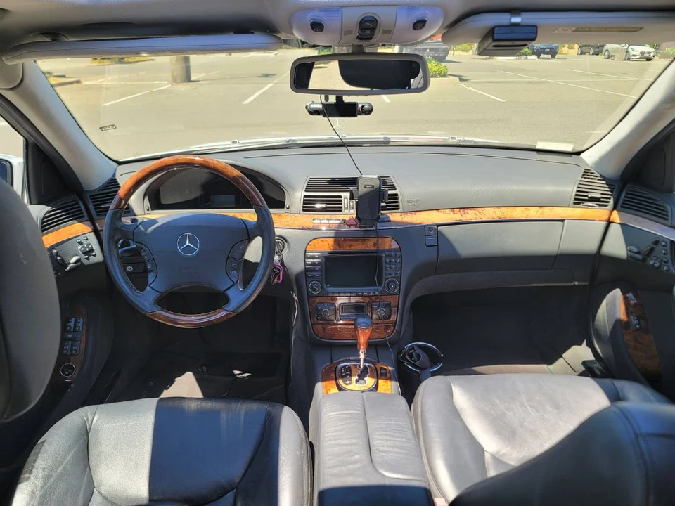 2003 Mercedes-Benz W220 S-Class - Image 11 of 16
