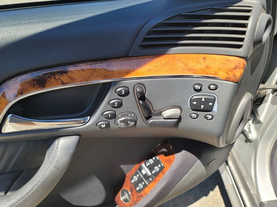 2003 Mercedes-Benz W220 S-Class - Image 5 of 16