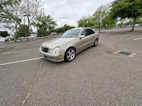 2003 Mercedes-Benz E320