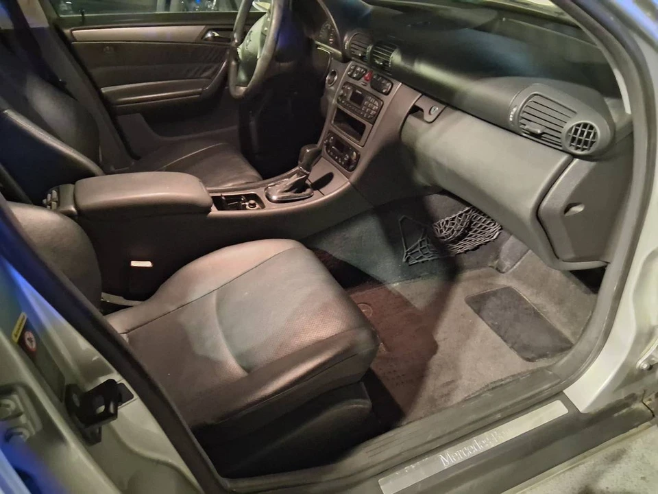 2003 Mercedes-Benz W203 C-Class - Image 6 of 7