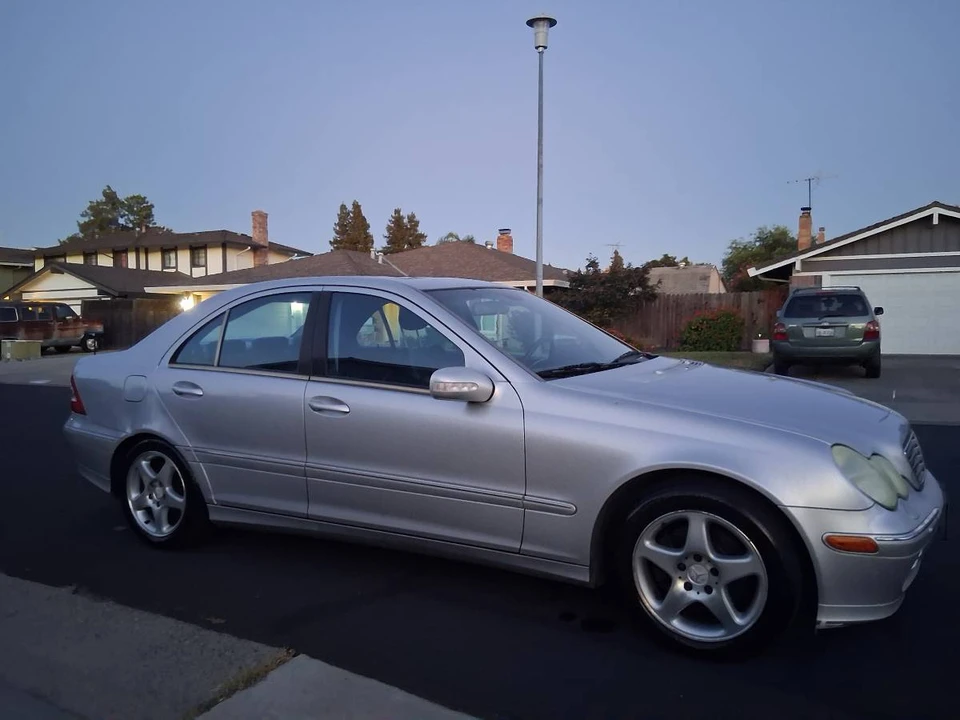 2003 Mercedes-Benz W203 C-Class - Image 3 of 7
