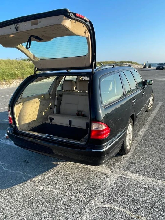 2003 Mercedes-Benz W210 E-Class - Image 2 of 12