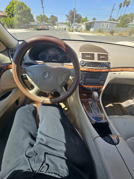 2003 Mercedes-Benz W211 E-Class - Image 10 of 15