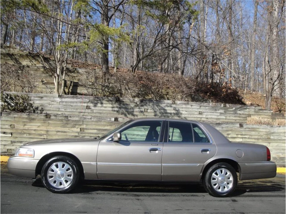 2003 Mercury Grand Marquis - Image 5 of 27