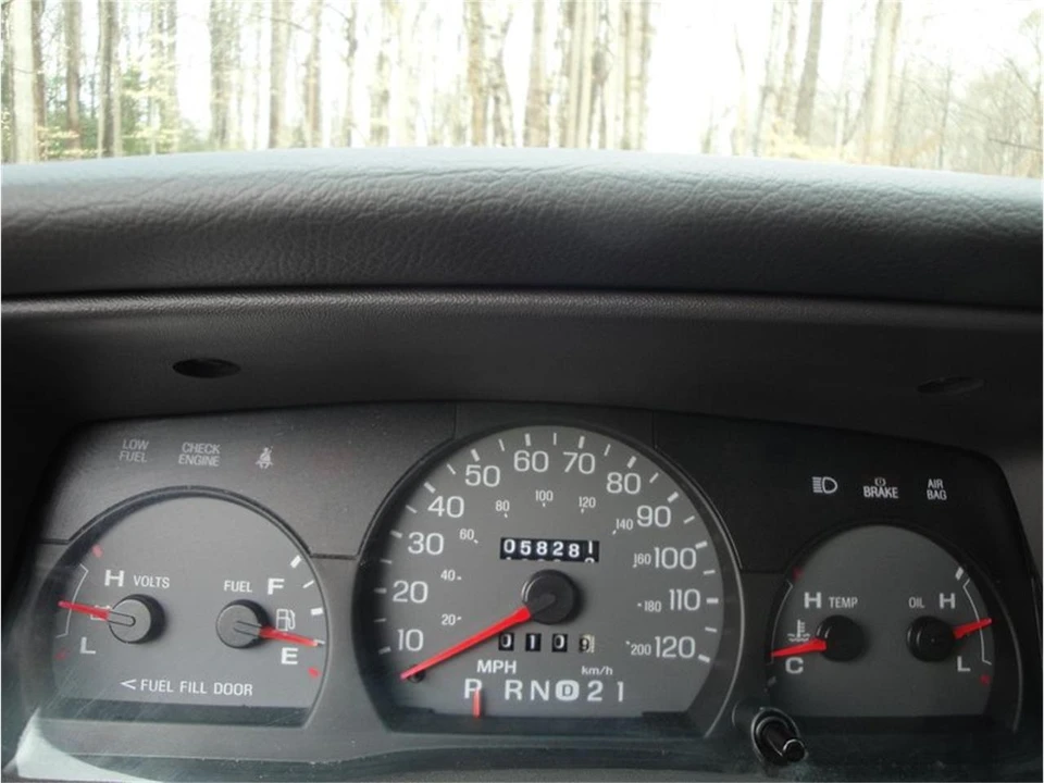2003 Mercury Grand Marquis - Image 18 of 27