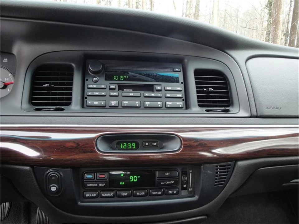 2003 Mercury Grand Marquis - Image 19 of 27