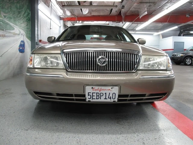 2003 Mercury Grand Marquis - Image 18 of 21