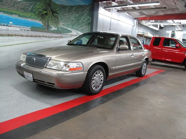 2003 Mercury Grand Marquis - Image 5 of 21