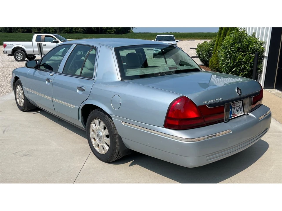 2003 Mercury Grand Marquis - Image 5 of 31