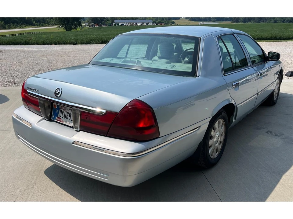 2003 Mercury Grand Marquis - Image 7 of 31