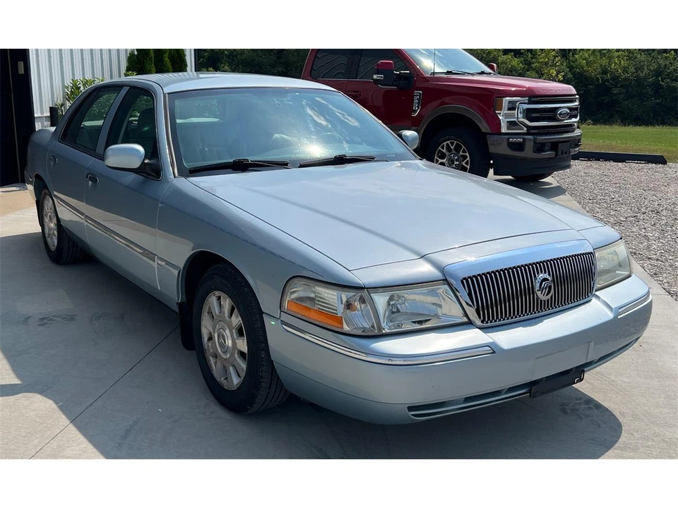 2003 Mercury Grand Marquis - Image 8 of 31