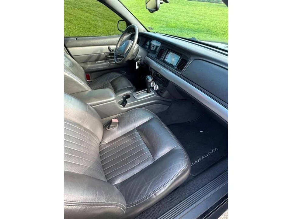 2003 Mercury Marauder - Image 14 of 28