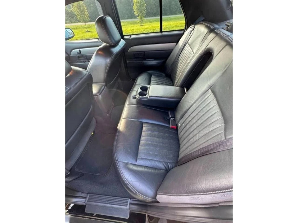 2003 Mercury Marauder - Image 17 of 28
