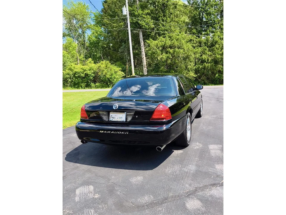 2003 Mercury Marauder - Image 4 of 31