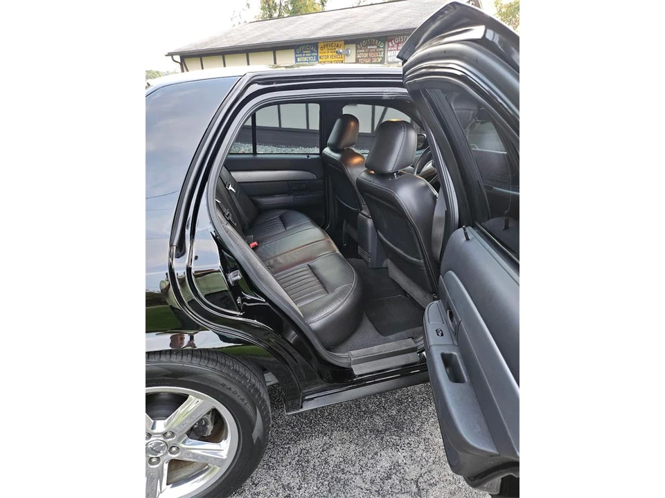 2003 Mercury Marauder - Image 14 of 31