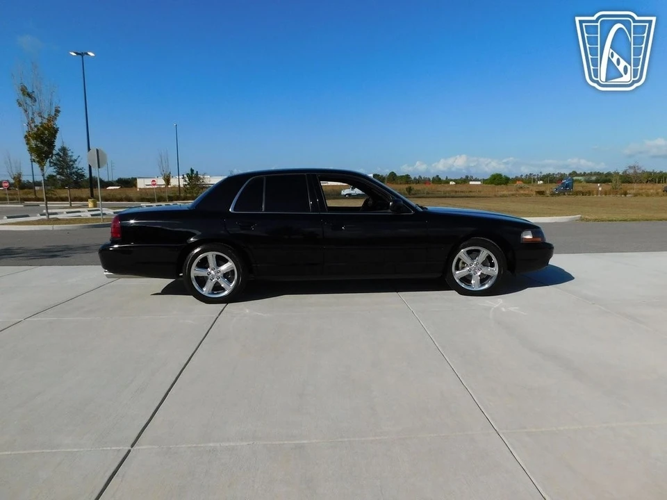 2003 Mercury Marauder - Image 4 of 21