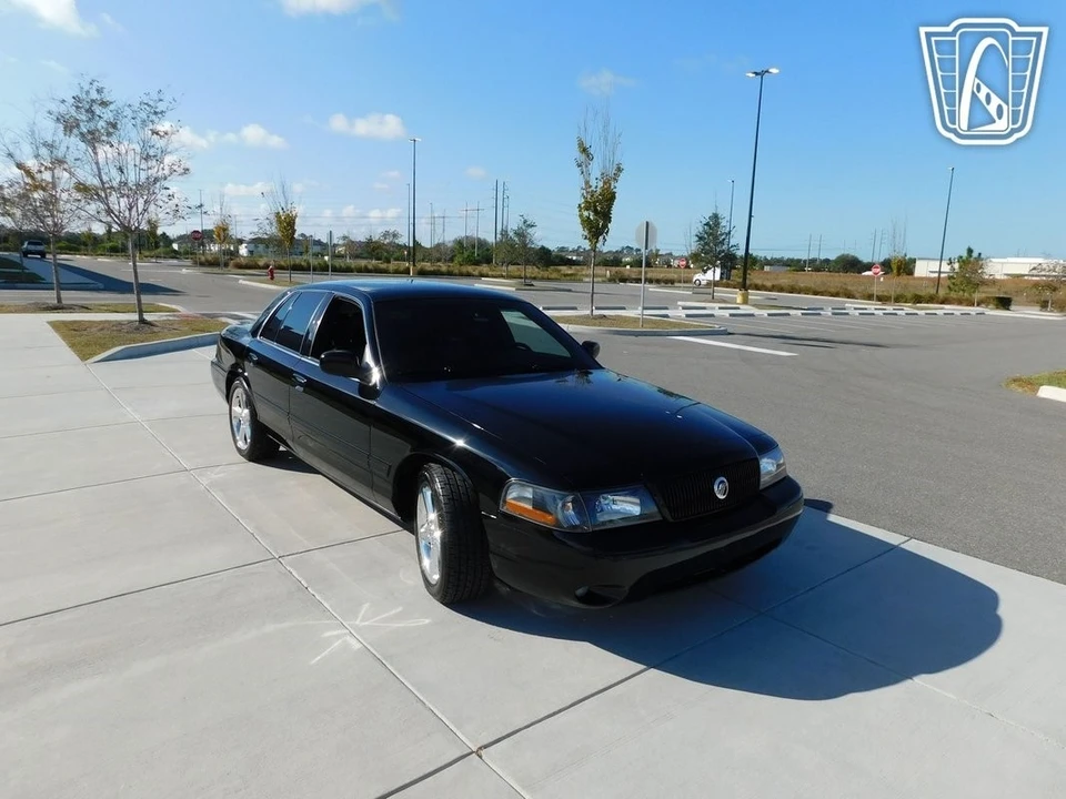 2003 Mercury Marauder - Image 10 of 21