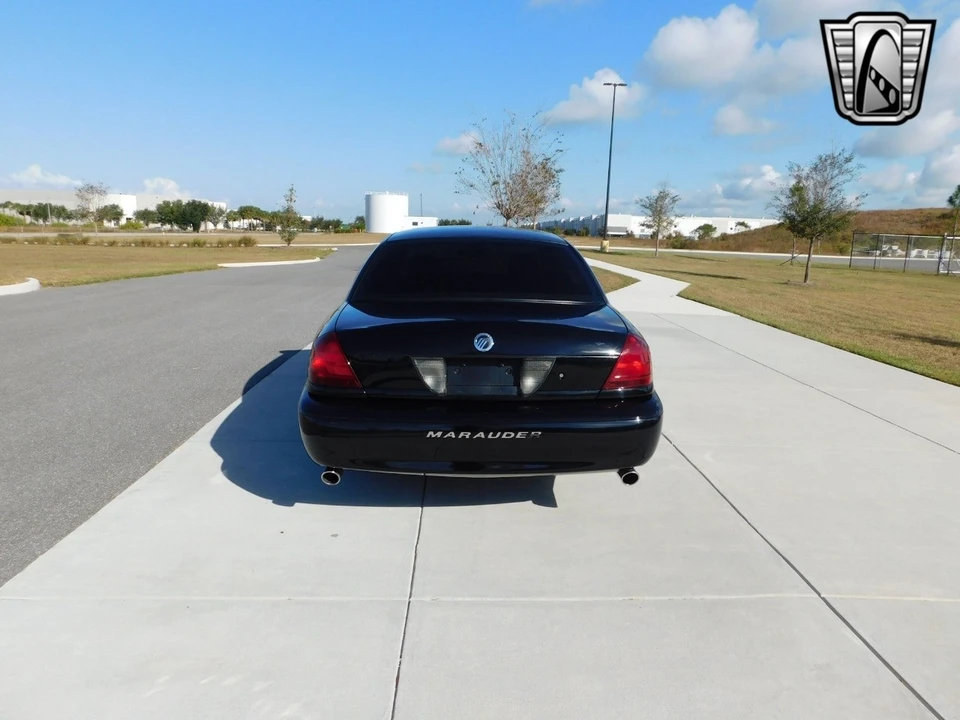 2003 Mercury Marauder - Image 5 of 12