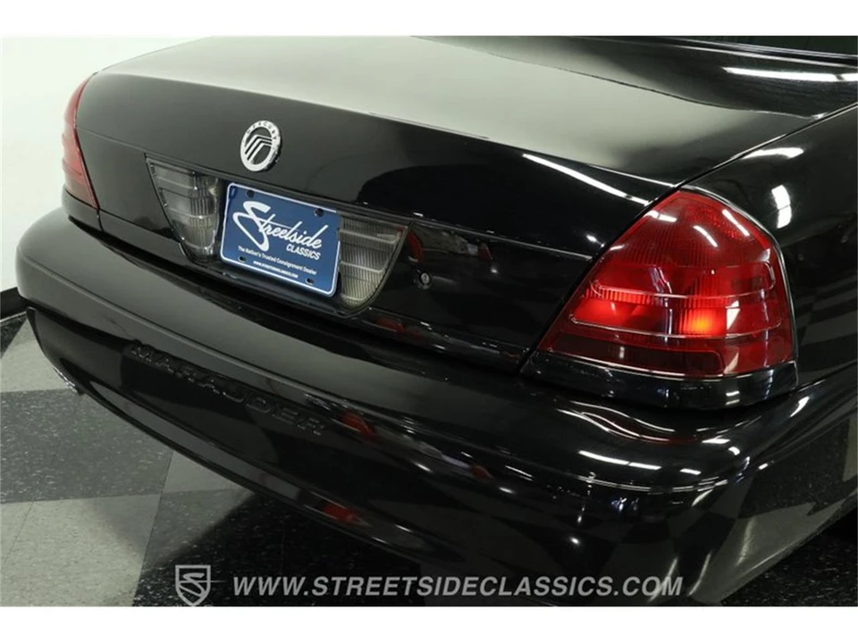 2003 Mercury Marauder - Image 25 of 31