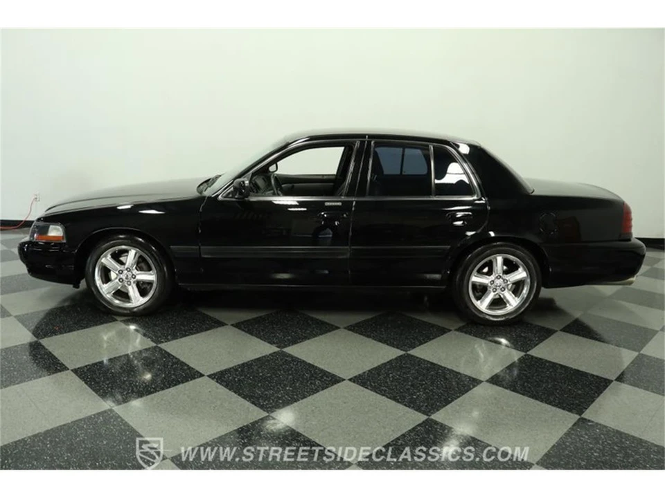 2003 Mercury Marauder - Image 2 of 31