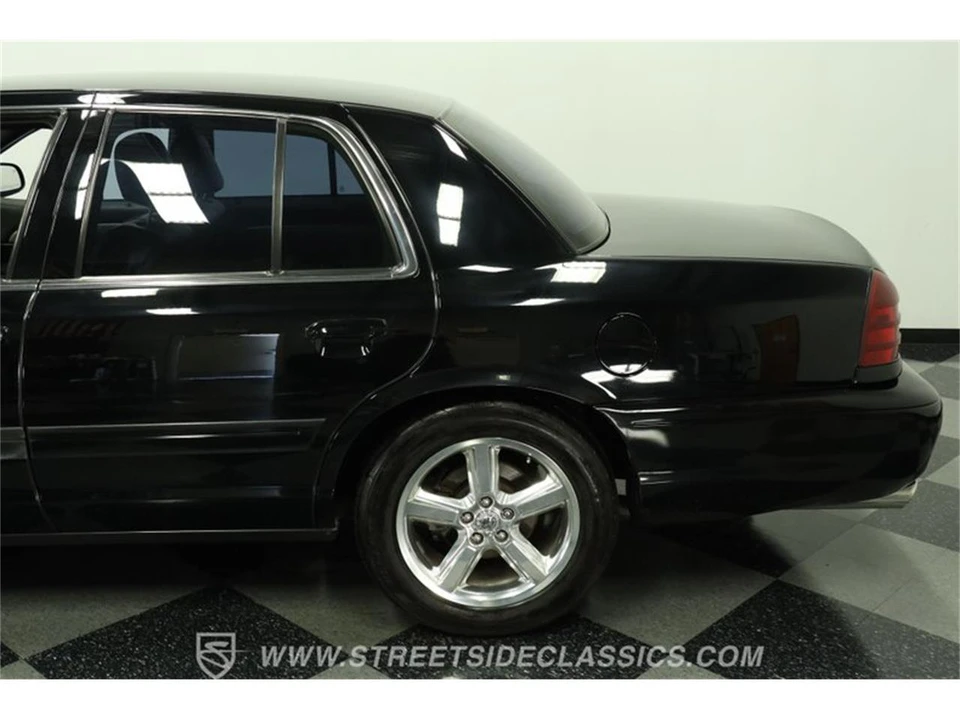 2003 Mercury Marauder - Image 24 of 31