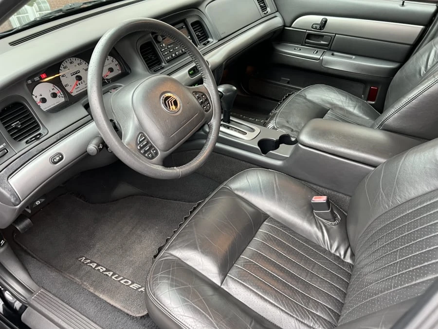 2003 Mercury Marauder - Image 4 of 8
