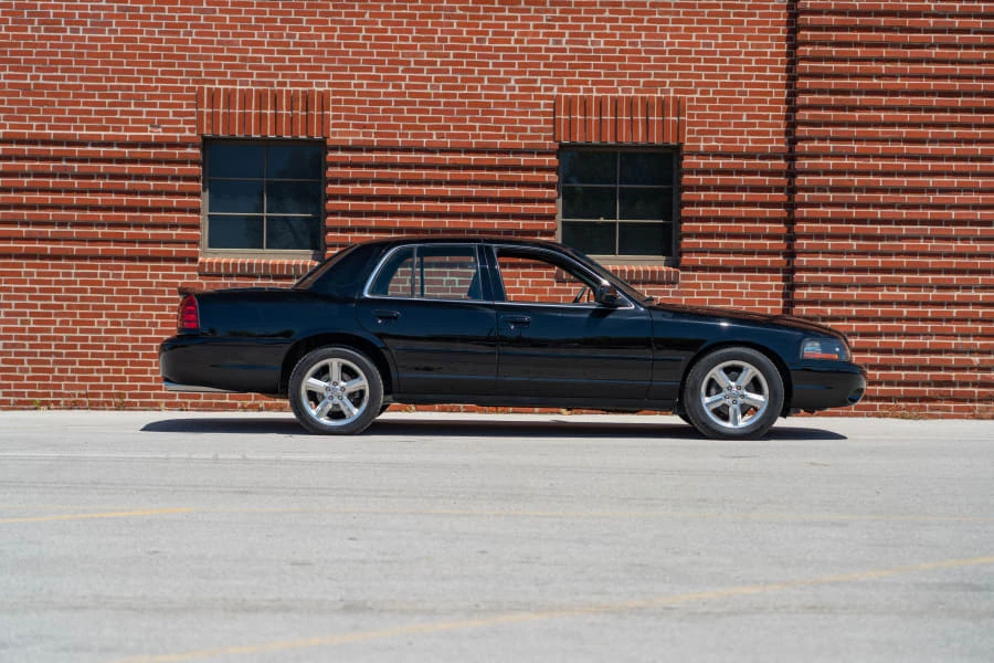 2003 Mercury Marauder - Image 6 of 15