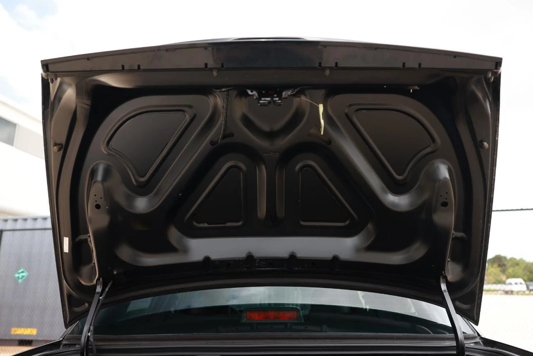 2003 Mercury Marauder - Image 28 of 31