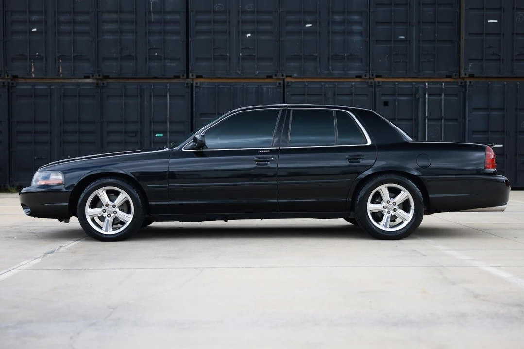 2003 Mercury Marauder - Image 3 of 31
