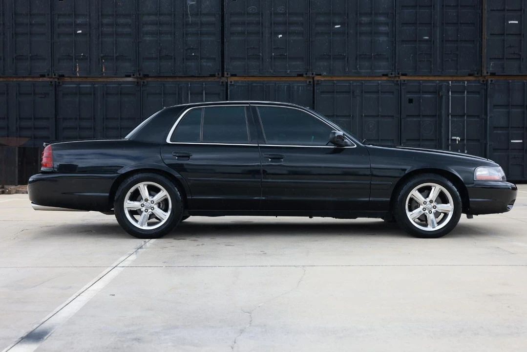 2003 Mercury Marauder - Image 13 of 31