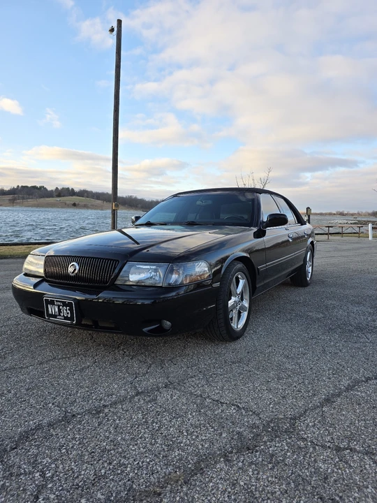 2003 Mercury Marauder - Image 10 of 21