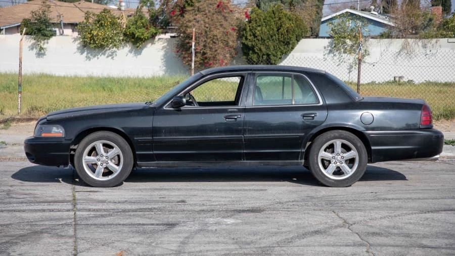 2003 Mercury Marauder - Image 2 of 12
