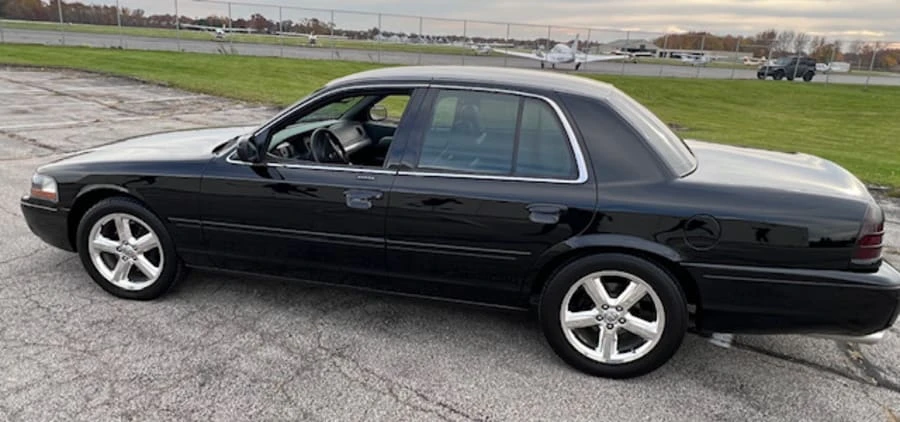 2003 Mercury Marauder - Image 2 of 17