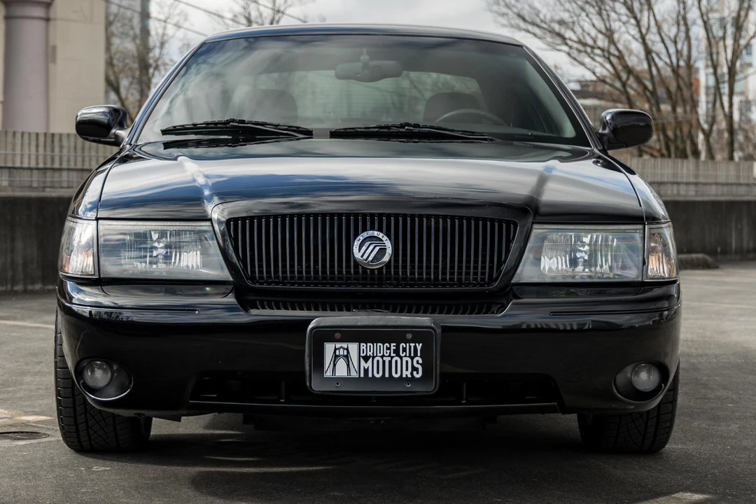 2003 Mercury Marauder - Image 2 of 31