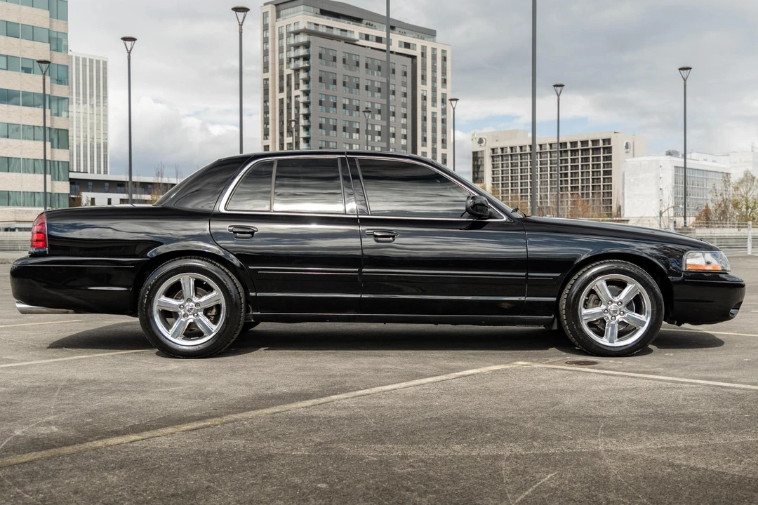 2003 Mercury Marauder - Image 3 of 31