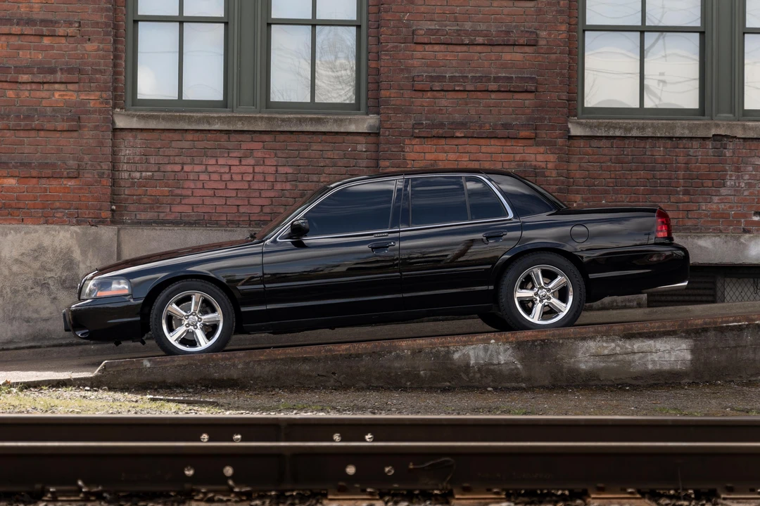 2003 Mercury Marauder - Image 15 of 31