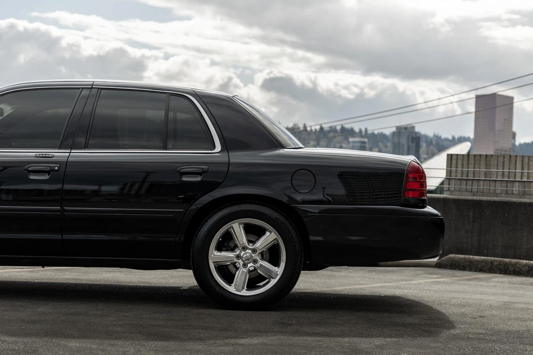 2003 Mercury Marauder - Image 29 of 31