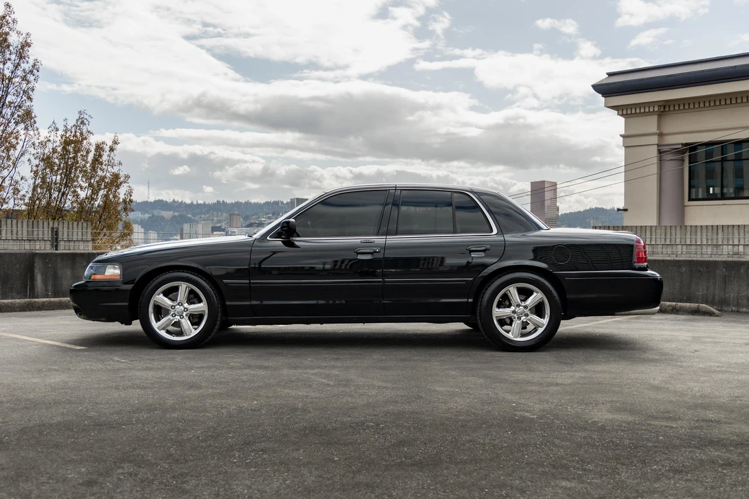 2003 Mercury Marauder - Image 17 of 31
