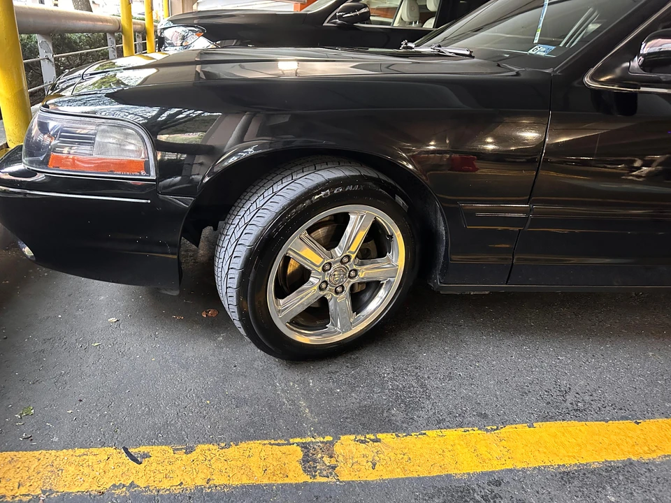 2003 Mercury Marauder - Image 16 of 31
