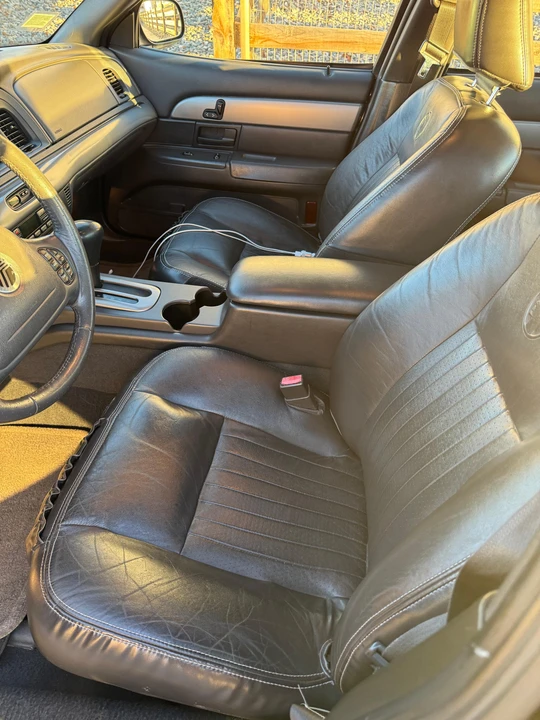 2003 Mercury Marauder - Image 25 of 31