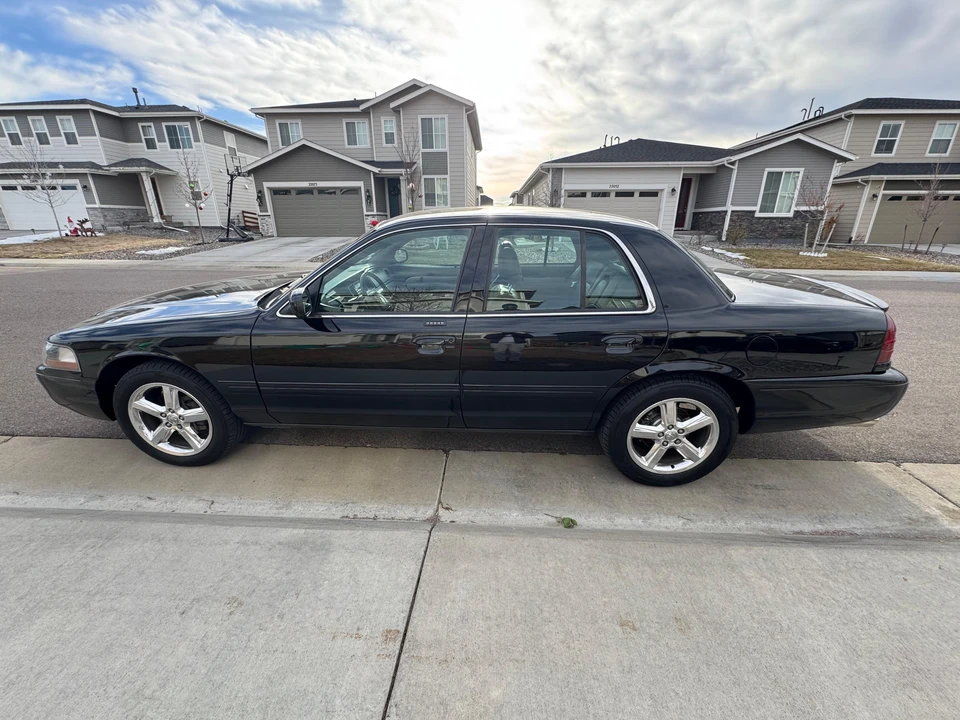 2003 Mercury Marauder - Image 8 of 31