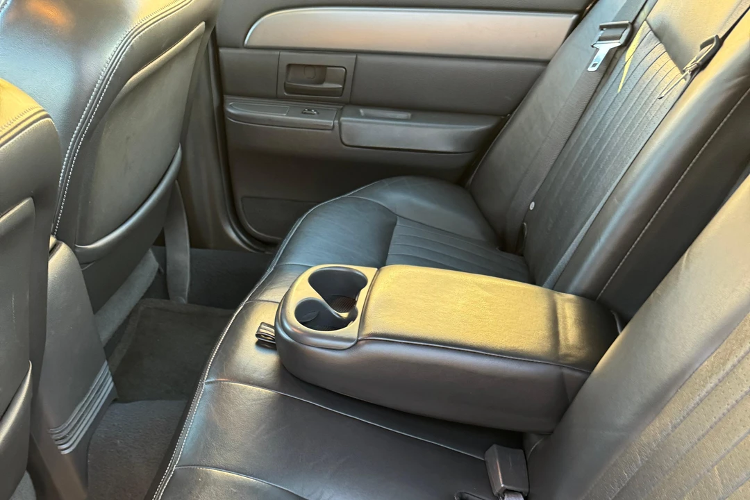 2003 Mercury Marauder - Image 21 of 31