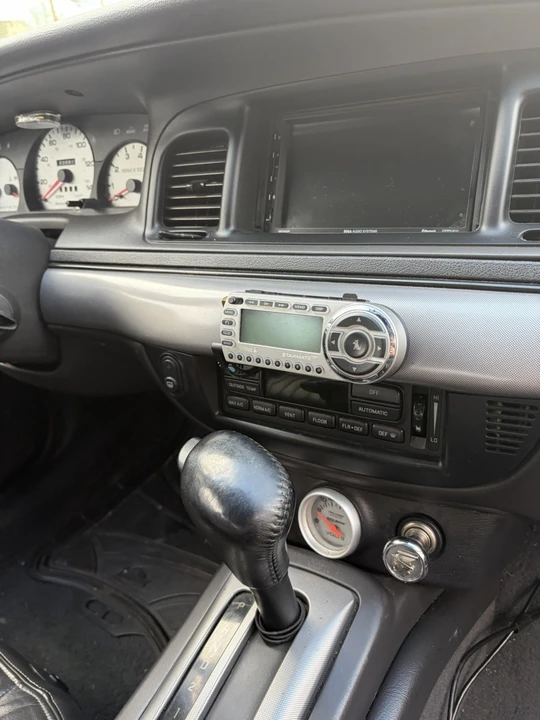 2003 Mercury Marauder - Image 5 of 12