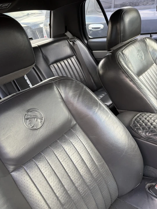 2003 Mercury Marauder - Image 6 of 12