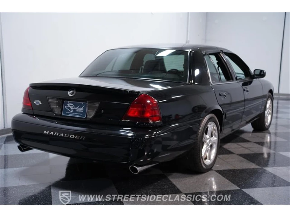 2003 Mercury Marauder - Image 10 of 31