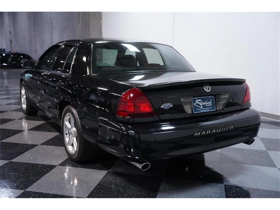 2003 Mercury Marauder - Image 8 of 31