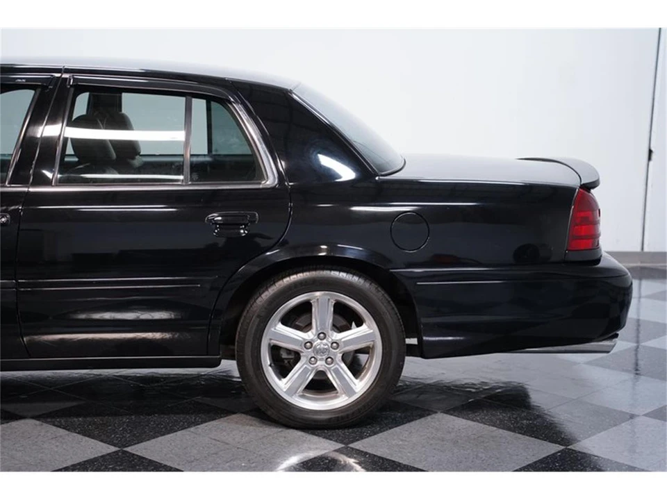 2003 Mercury Marauder - Image 20 of 31