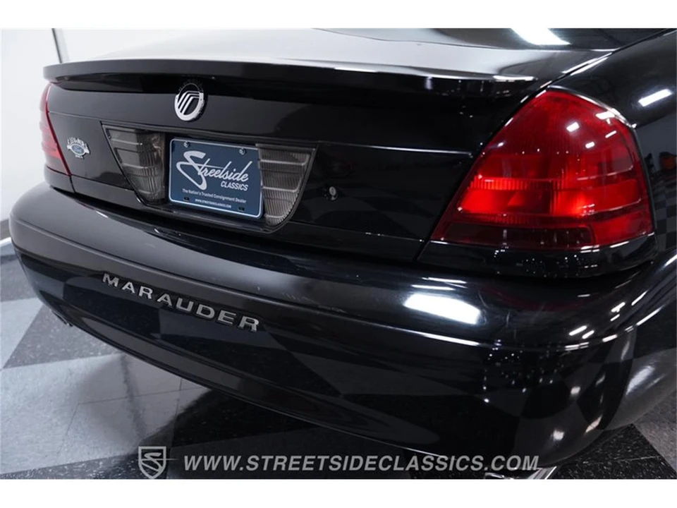 2003 Mercury Marauder - Image 21 of 31